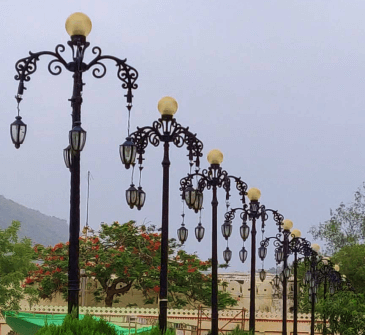 Lamp posts