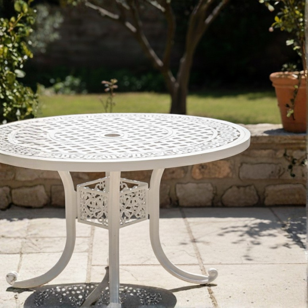 Willow Dining Table