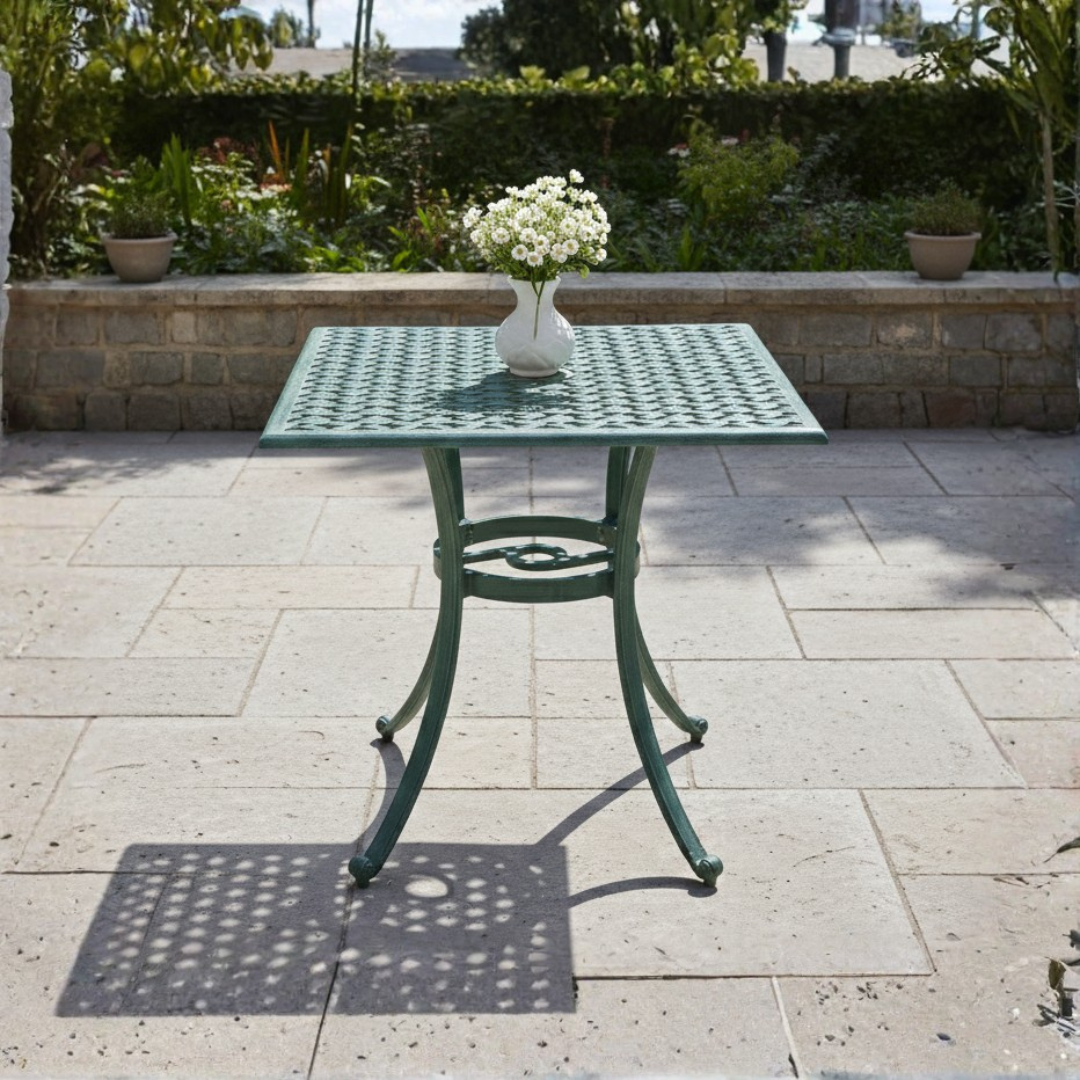 Ragner Dining Table