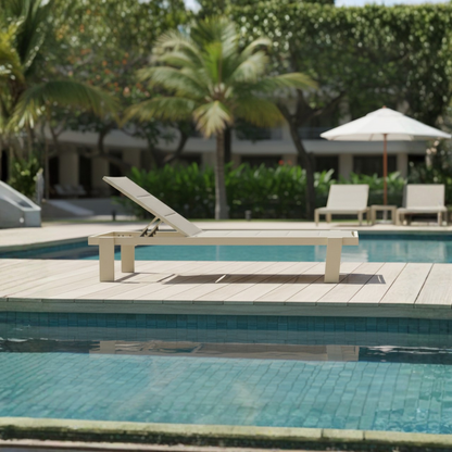 Zephyr Lounger