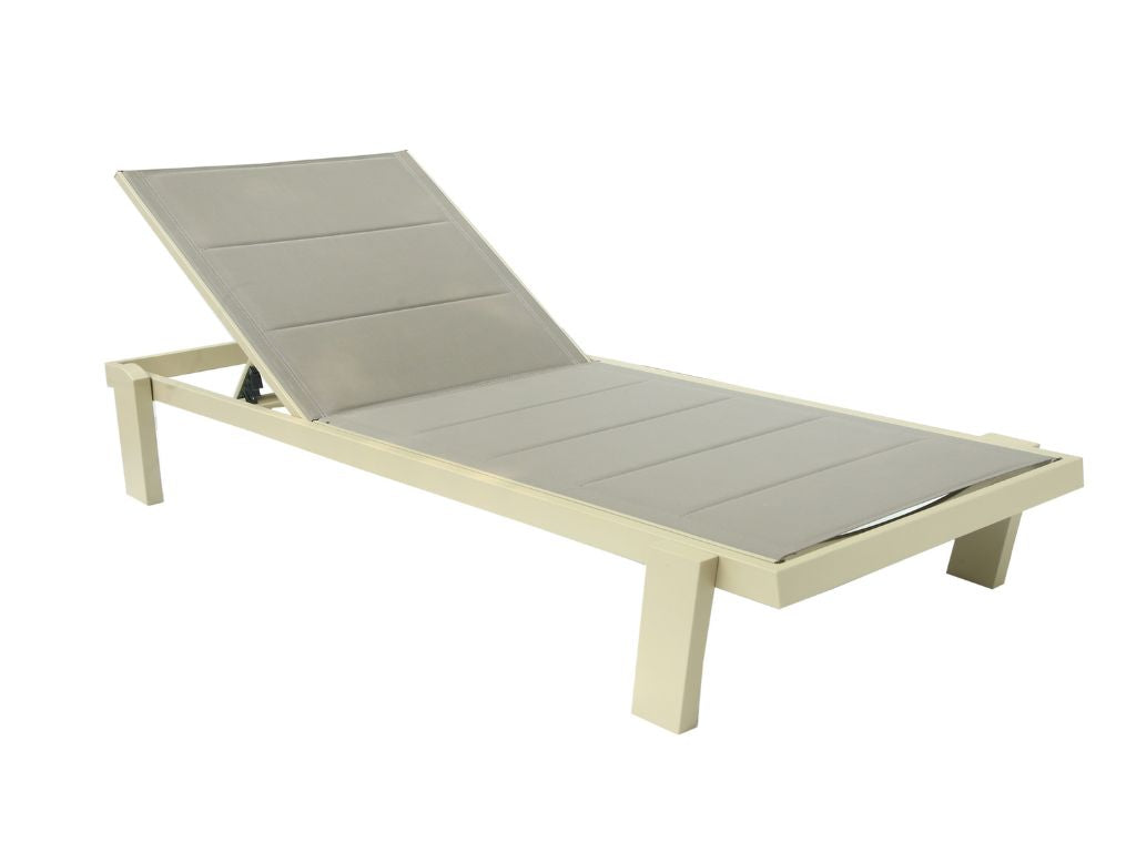 Zephyr Lounger