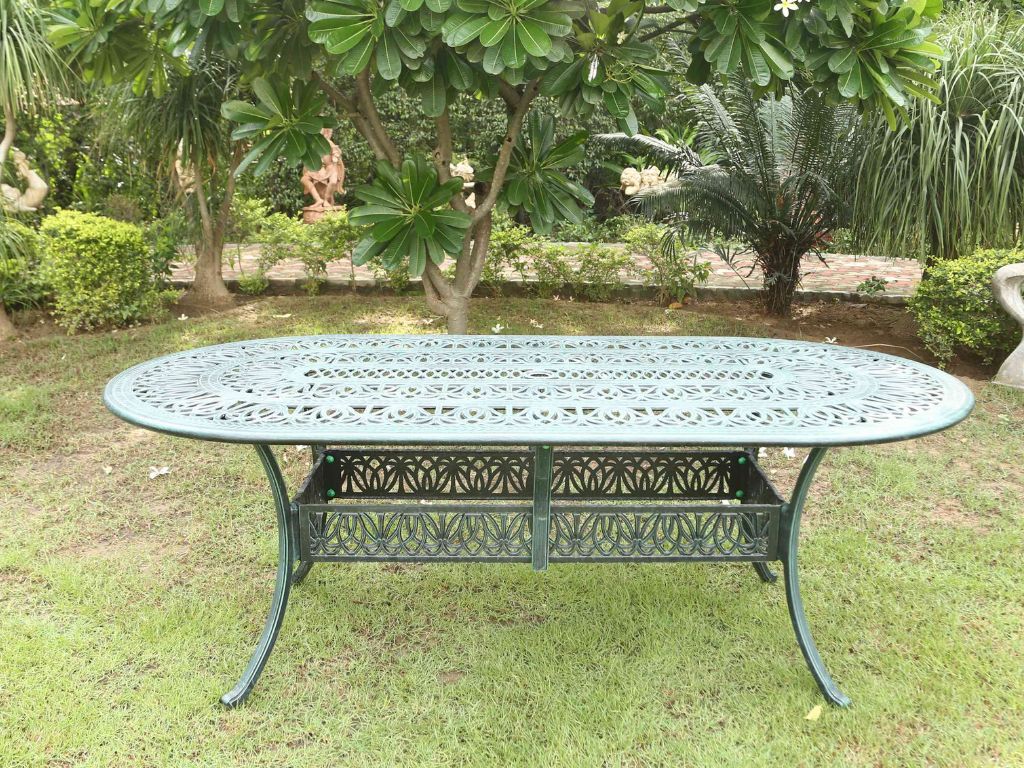 Zinnia Dining Table