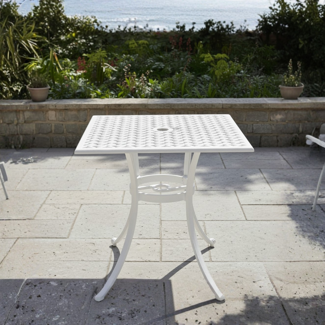 Ragner Dining Table